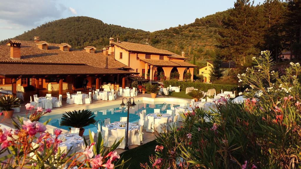 Hotel La Fattoria San Giovanni Di Baiano Bagian luar foto